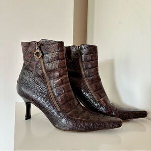 Vintage Donald J Pliner Brown Pointed Toe Boots